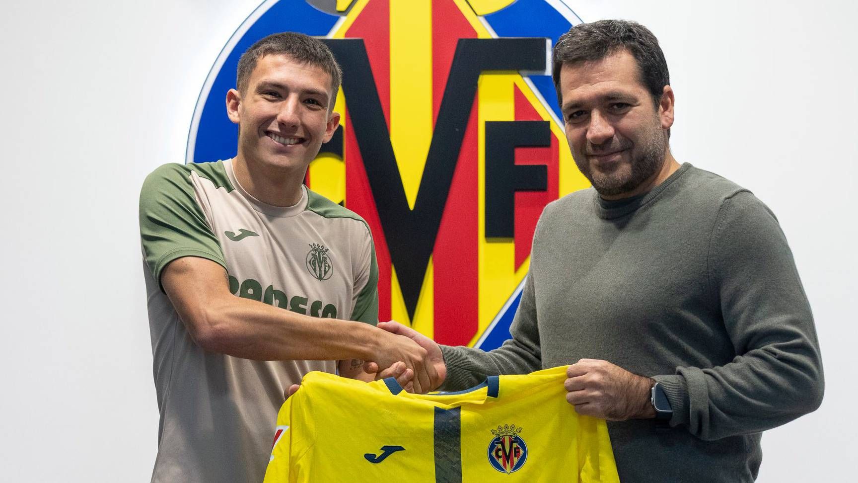 El Villarreal da luz verde para que Thiago Fernández se marche cedido al Oviedo