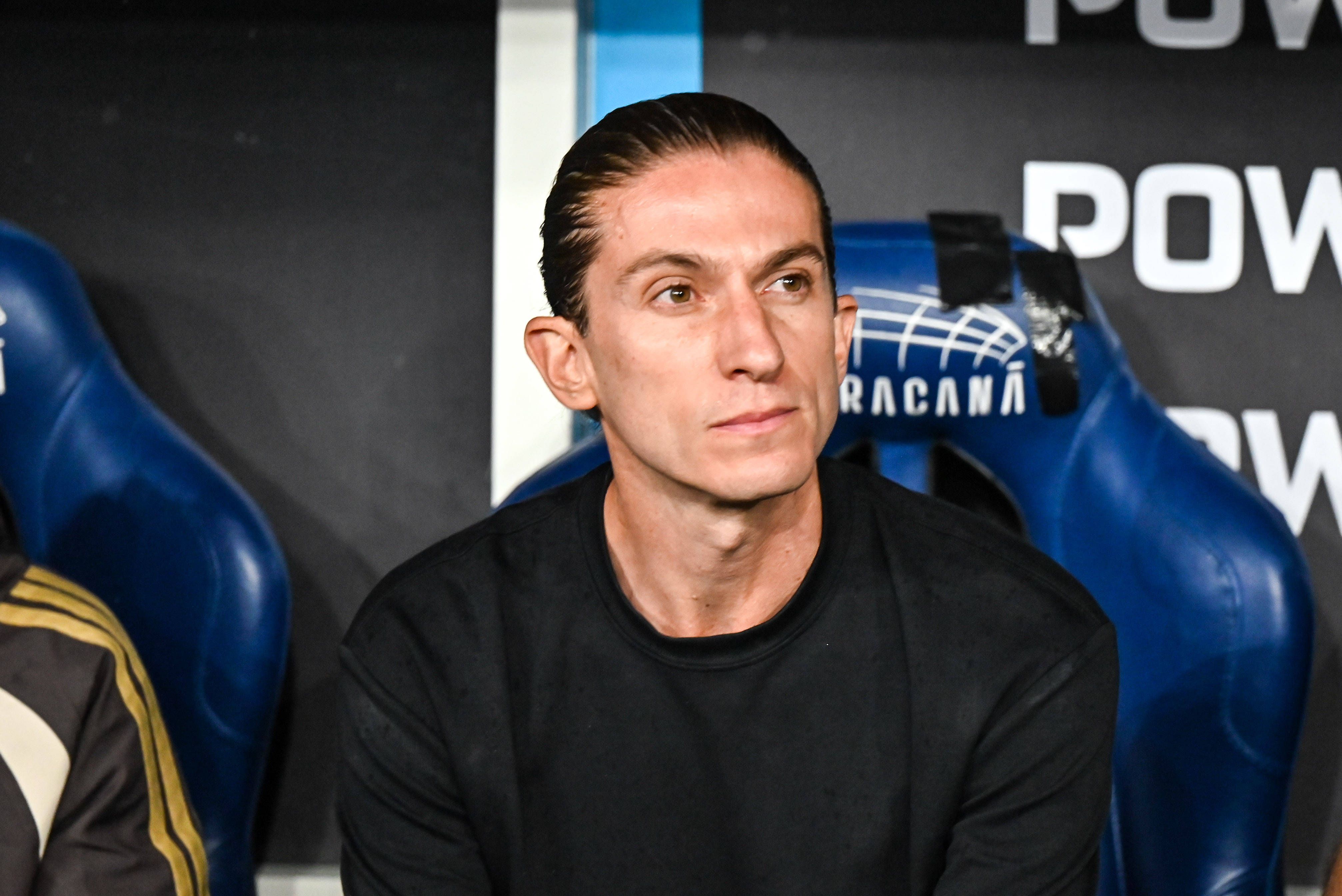 Filipe Luis podría volver a los banquillos tras la destitución de Tite