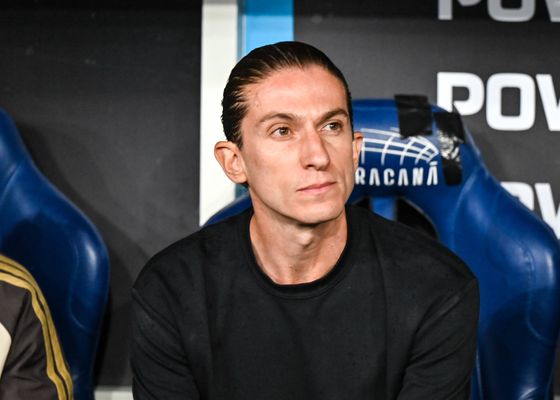Filipe Luis podría volver a los banquillos tras la destitución de Tite