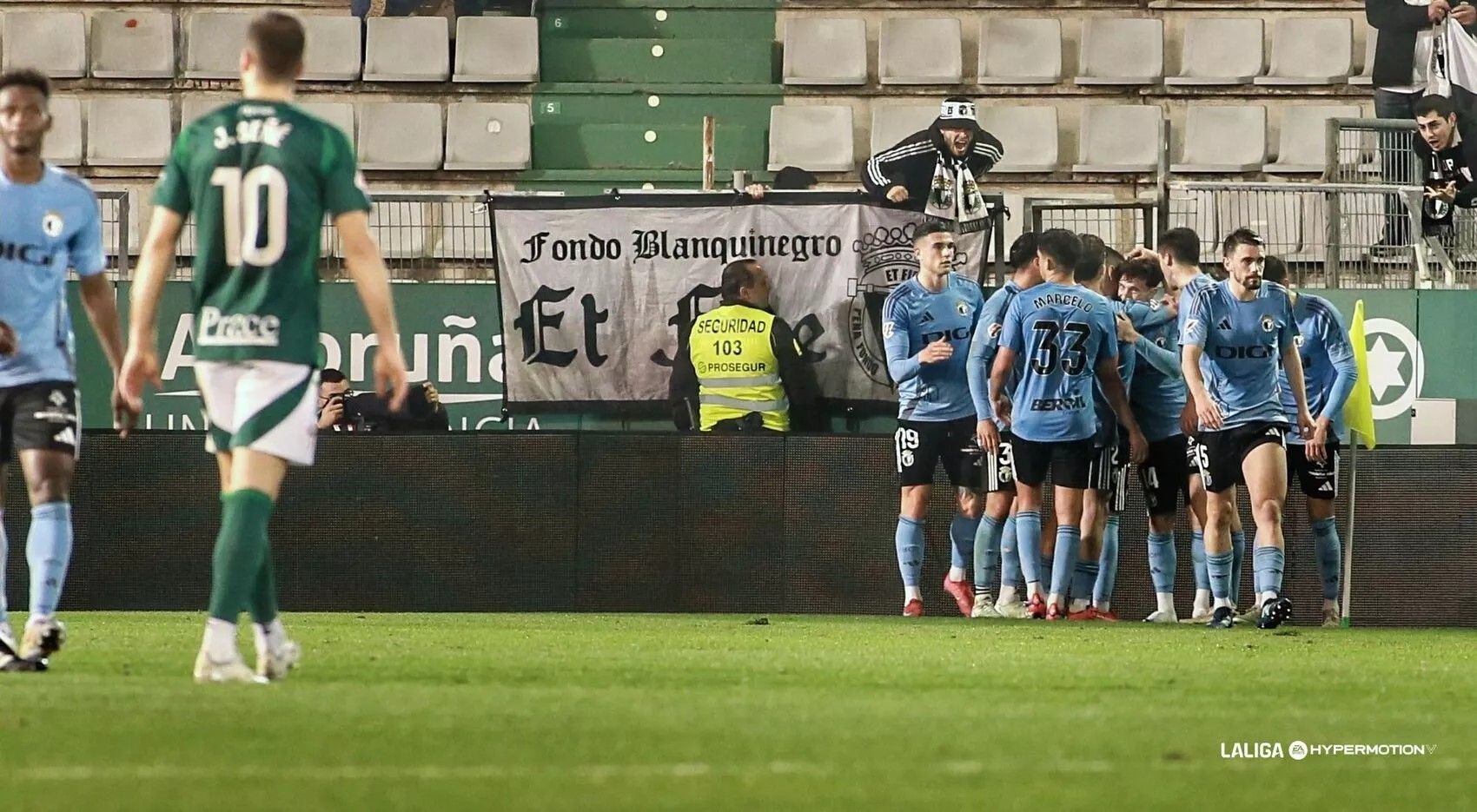 Racing Ferrol 0-1 Burgos: un penalti acerca a los gallegos a Primera Federación