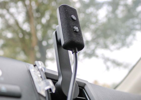 Amazon tumba el precio de su asistente de conducción Echo Auto a casi un 40% de descuento