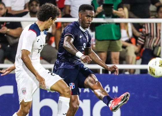 Regreso anticipado para Junior Firpo: el dominicano será el primer internacional del Betis en volver y Álvaro Fidalgo, el último 