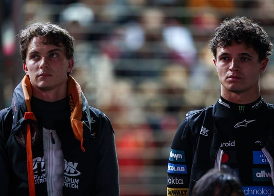 Un campeón de F1 acusa a McLaren de claro favoritismo entre Norris y Piastri