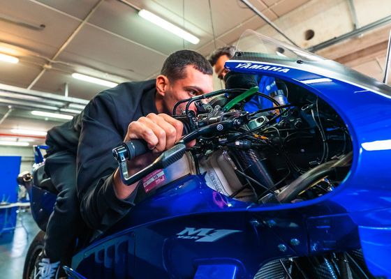 Toprak Razgatlioglu detecta un gran problema en su estreno con Yamaha en MotoGP