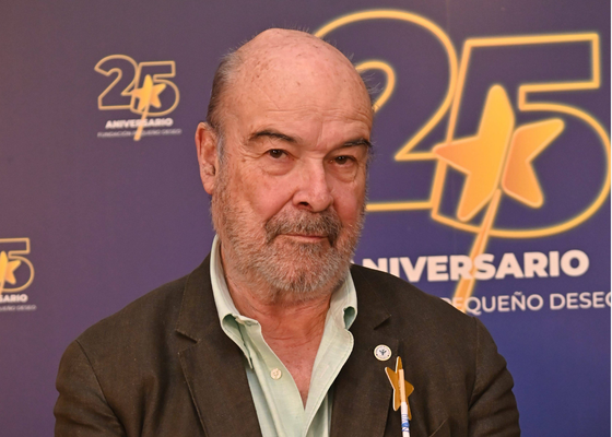 Antonio Resines reaparece tras su ingreso en la UCI: ''Está muy animado y deseando irse a tomar cañas''