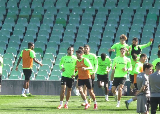 El Betis prepara con convicción El Gran Derbi