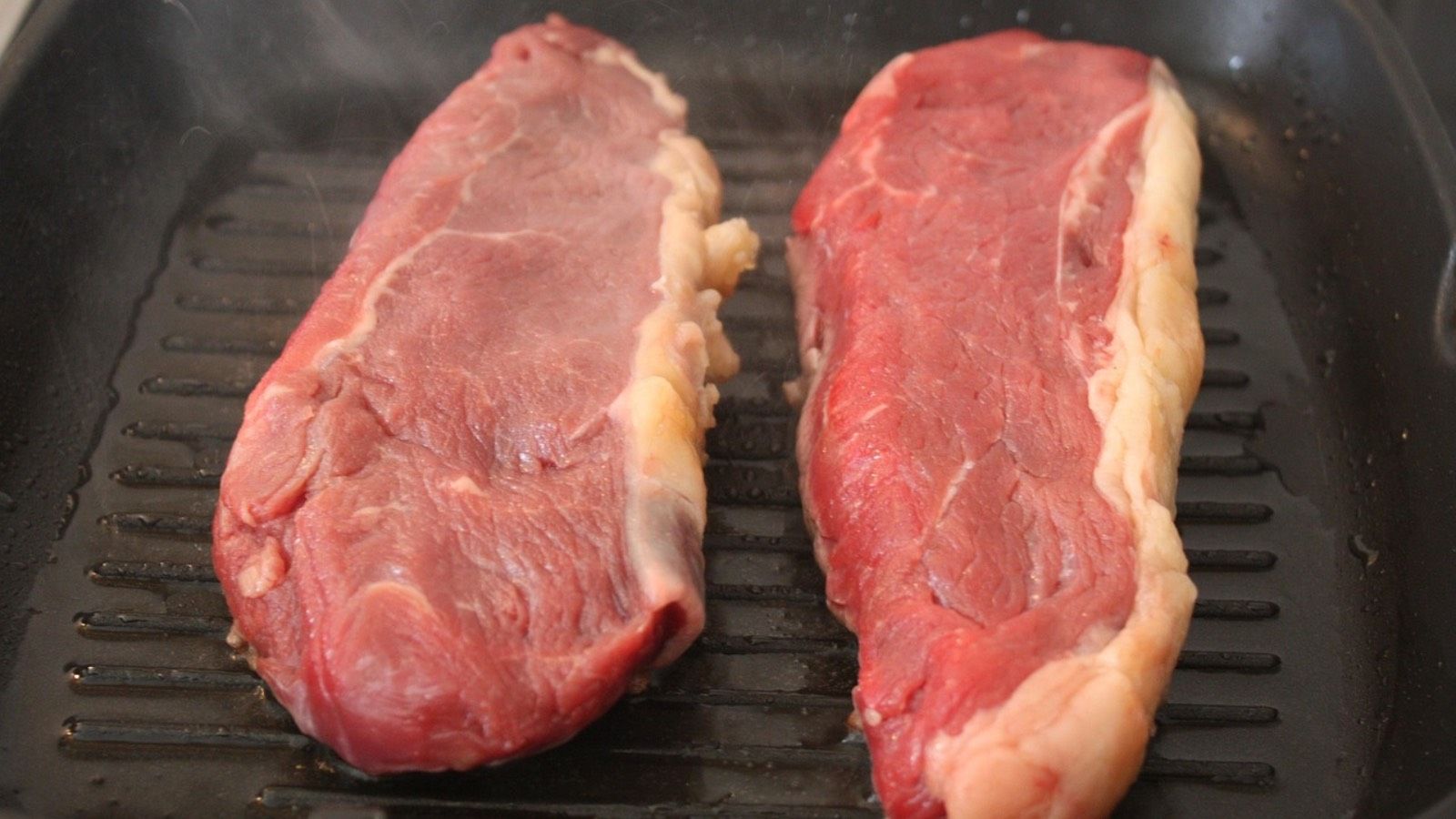 Mejor que el entrecot, más tierno y barato: La carne que los carniceros más recomiendan 