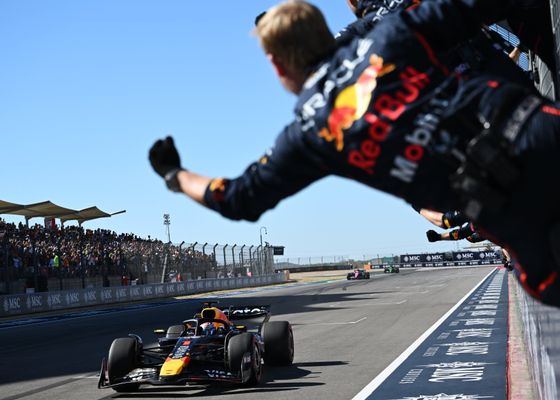 Verstappen se libra de la sanción en Estados Unidos, pero Red Bull no