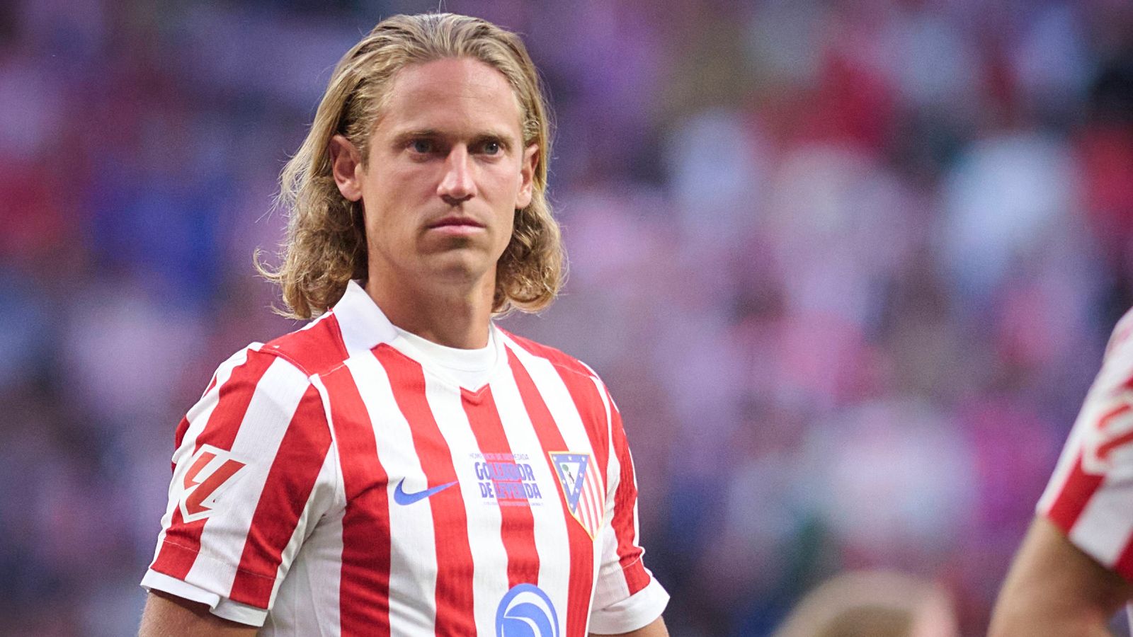 Marcos Llorente vuelve al centro de la polémica con su libro 'Free Human': sol, dieta paleolítica y gafas amarillas