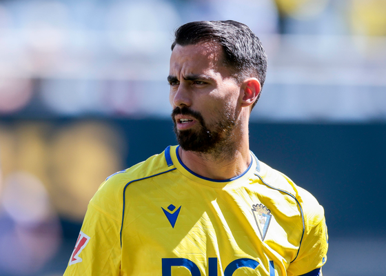 Suso gana, pero no con el Cádiz y sí en los juzgados