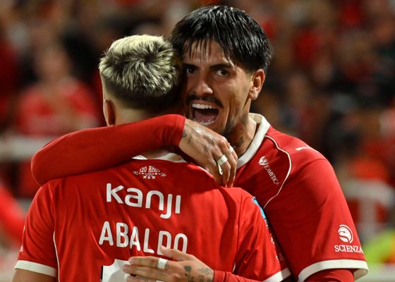 El Betis adelanta el fichaje de Lomónaco y aventura movimientos atrás