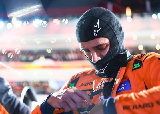 McLaren se disculpa con Norris y Piastri tras la descalificación en Las Vegas: "Pedimos disculpas por la pérdida de puntos en un momento crítico del campeonato"