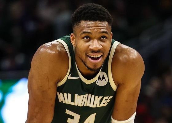 Giannis Antetokounmpo rompe lazos con los Bucks y ya tiene cinco opciones de traspaso, con una claramente favorita