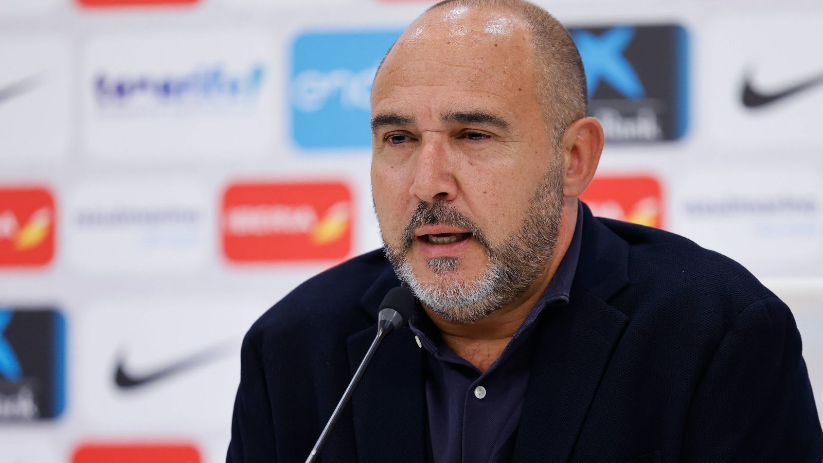 Chus Mateo echa el freno con Aday Mara: "Son jugadores que aún tienen mucho recorrido para mejorar y destacar en la élite"
