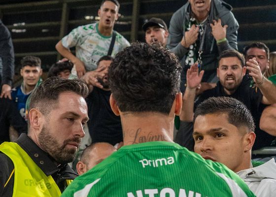 La disculpa de Antony por el incidente post derbi: "Estaba caliente y frustrado"
