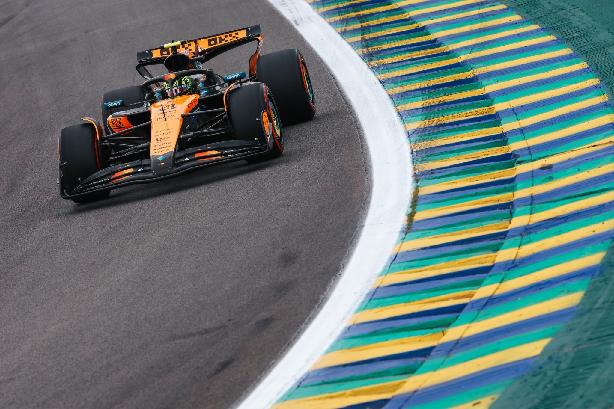 Lando Norris da un paso de gigante hacia el mundial y Max Verstappen roza la hazaña en Interlagos