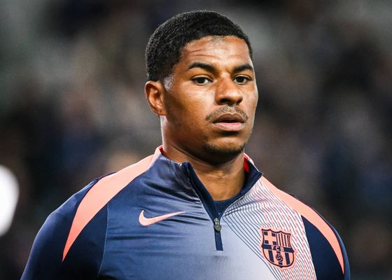Flick tiene en su mano la continuidad de Rashford en el Barça