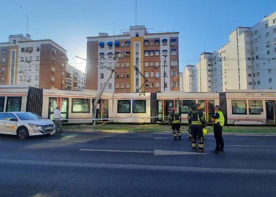 Drama en Sevilla: descarrila el tranvía en Nervión
