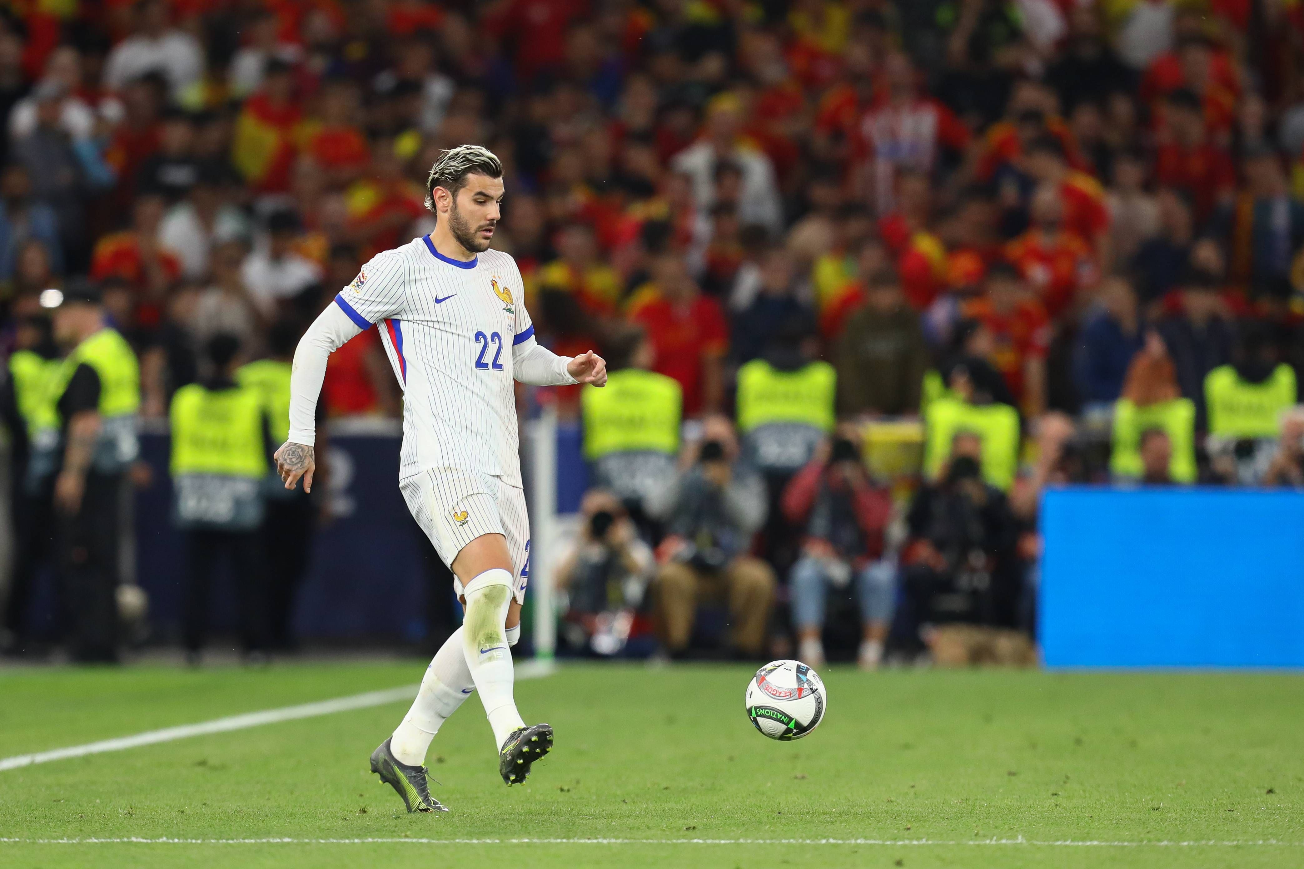 Acuerdo total por Theo Hernández
