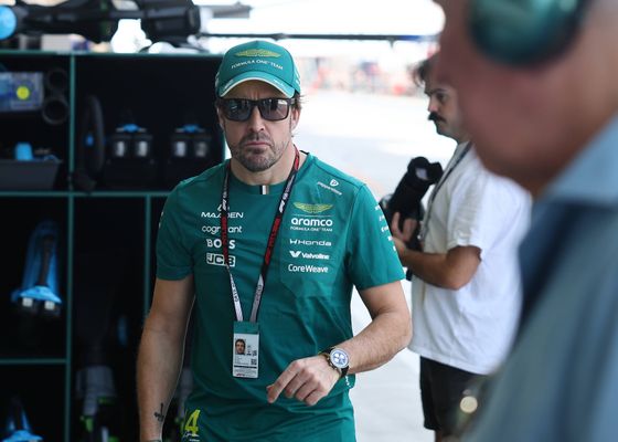 Fernando Alonso, hundido y realista en Baréin: "Estamos encontrando limitaciones"