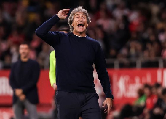 Pellegrini se rinde ante Isco tras la victoria del Betis ante el Girona: "Tiene una calidad innata que no se pierde"