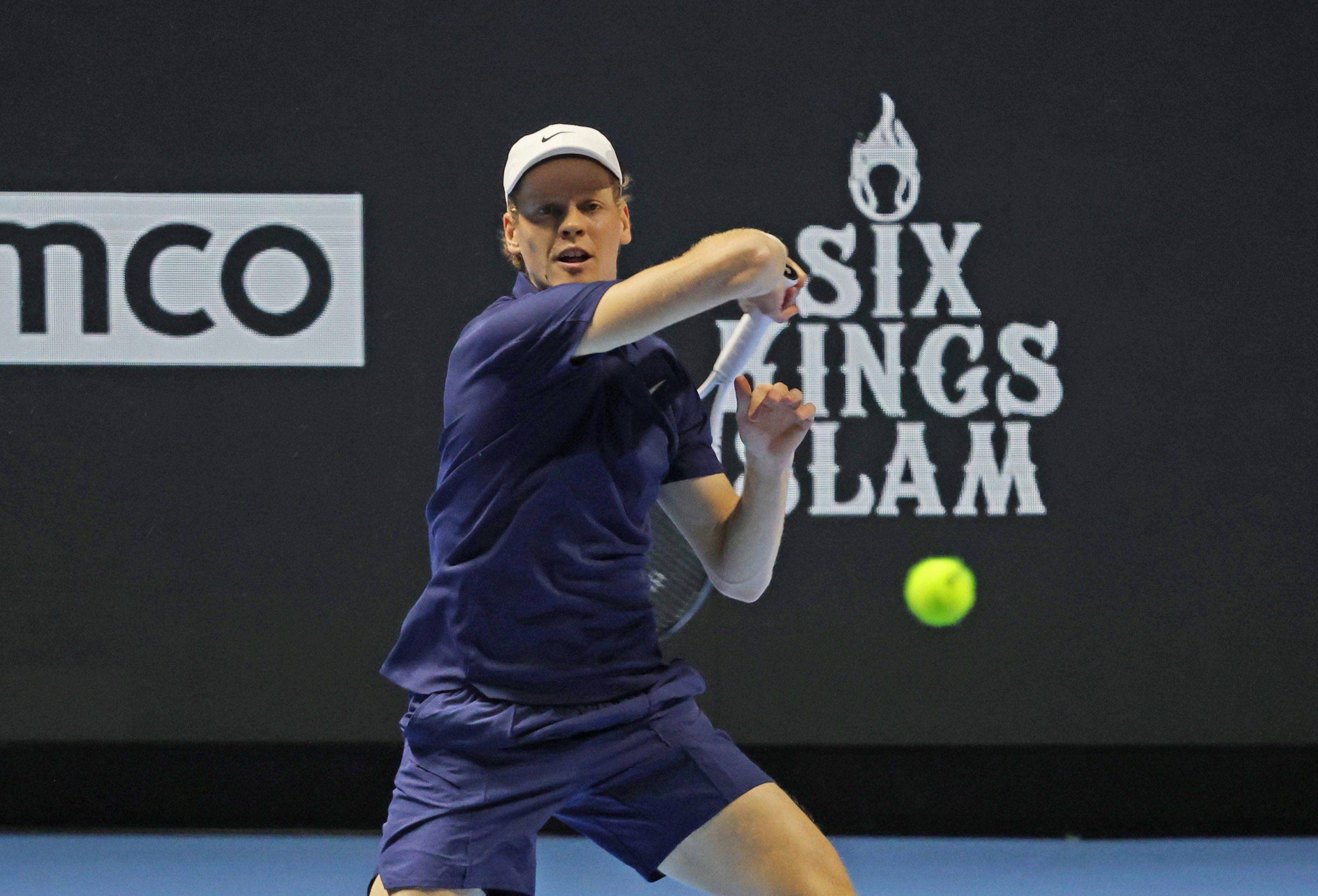 Sinner derrota a Alcaraz y es el rey de reyes en el Six Kings Slam 
