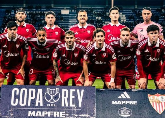 Puntos, uno a uno, del Sevilla ante el Alavés en la Copa del Rey: Con Oso y Vlachodimos pero sin colmillo alguno    