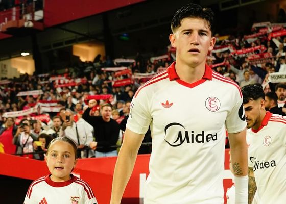 Así se encuentran ahora mismo las negociaciones entre el Sevilla y AS1 para la renovación de Oso
