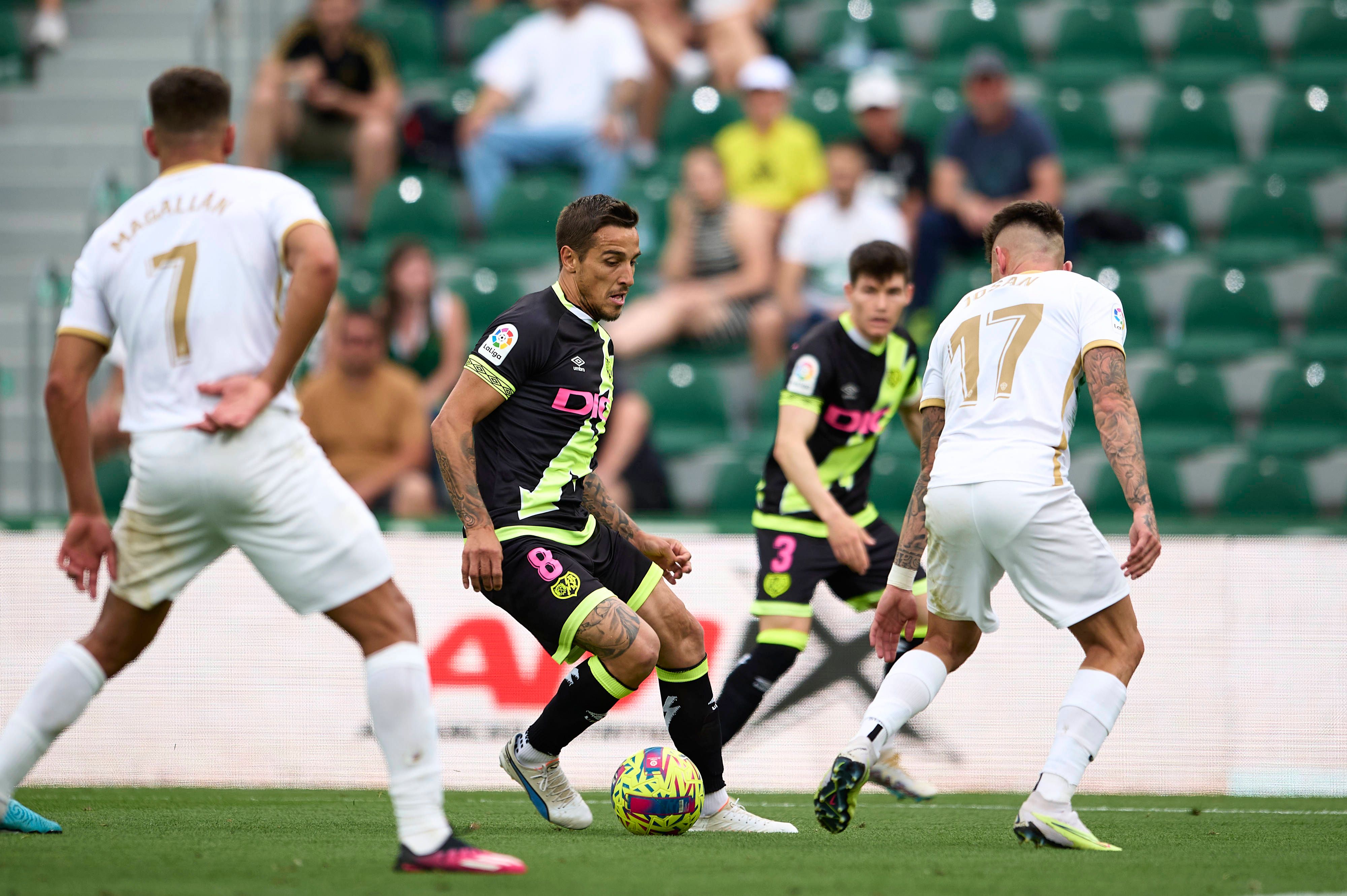 Rayo Vallecano - Elche CF: horario, canal y dónde ver hoy en TV el partido de la jornada 30 de LaLiga