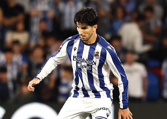 La redención de Carlos Soler: su fichaje perfecto por la Real Sociedad y los elogios a Matarazzo y Guedes