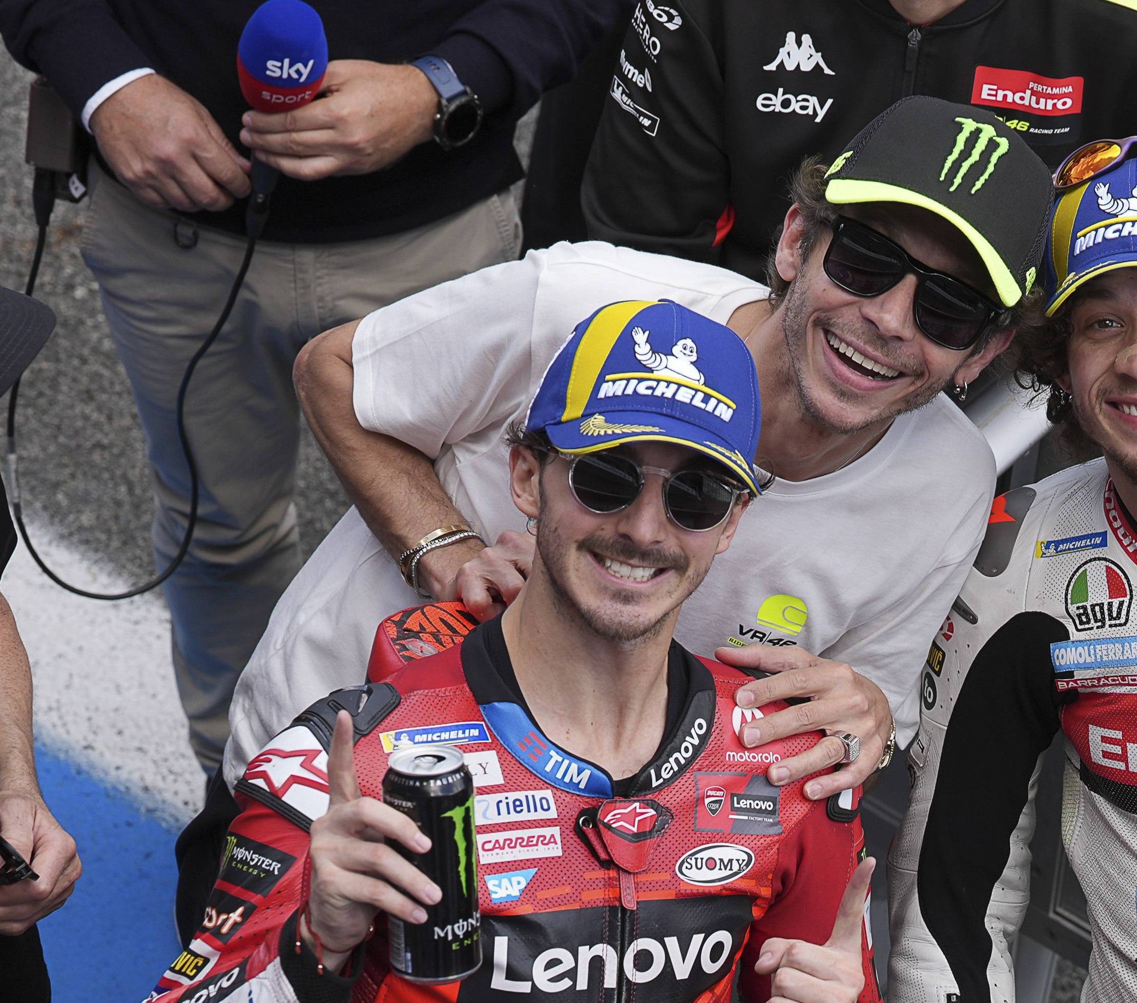 Bagnaia utiliza a Valentino Rossi para desestabilizar a Marc Márquez