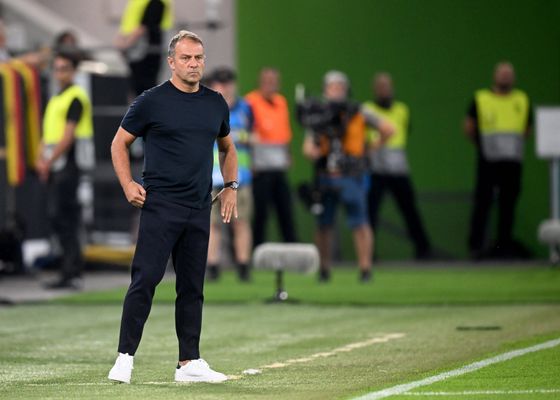 Hansi Flick sorprende a los internacionales del FC Barcelona con un cariñoso gesto