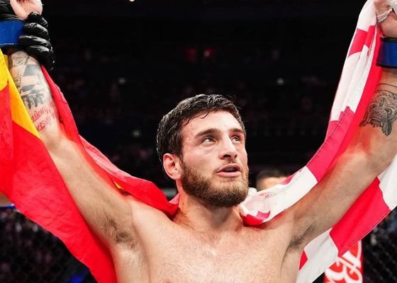 UFC Qatar o UFC Fight Night | Cartelera completa y donde ver por TV en España la pelea de Aleksandre Topuria y la velada con Tsarukyan vs Hooker como combate estelar