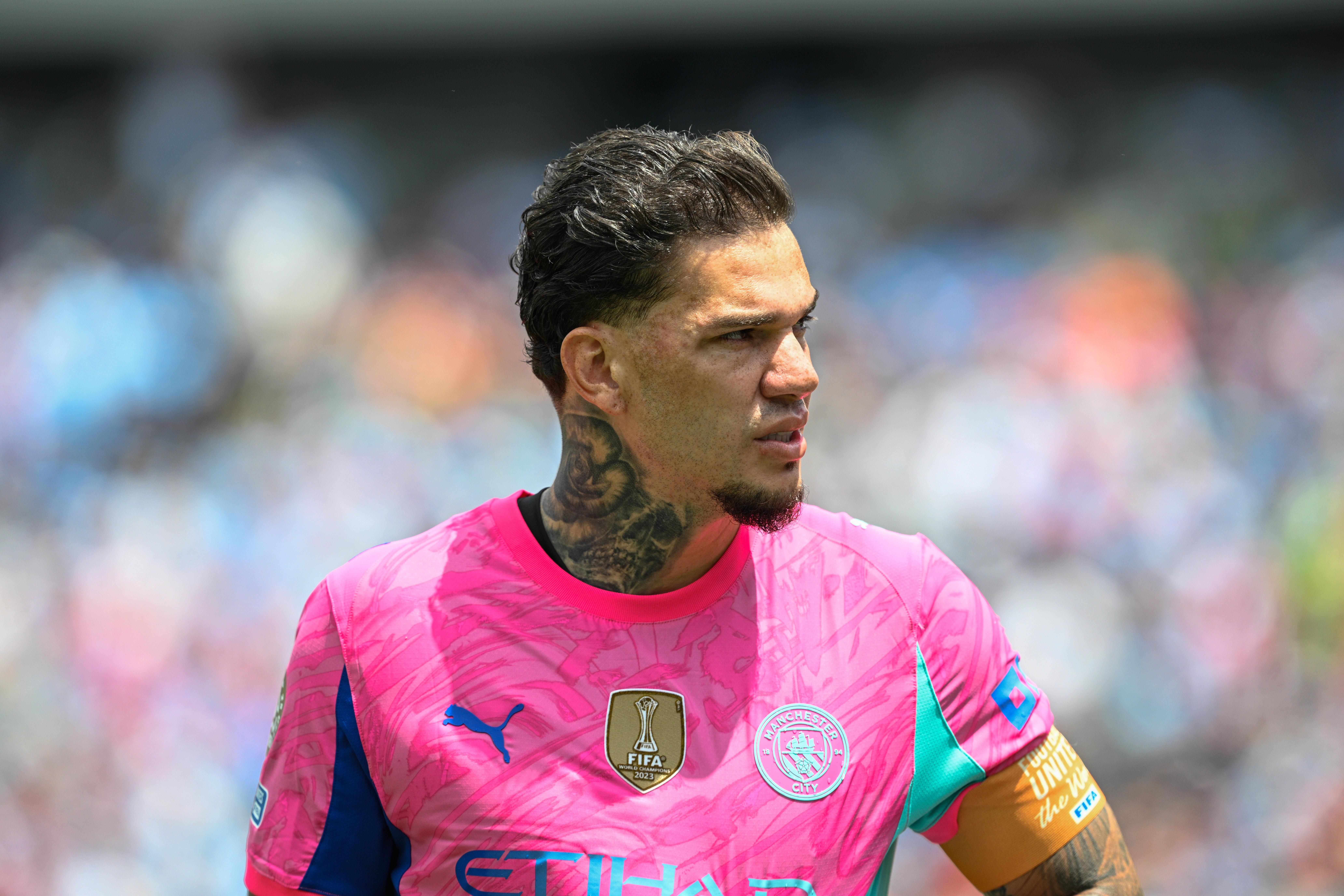 Ederson, cerrado