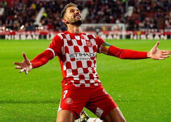Stuani le aguanta el pulso a De Bruyne, aunque no es suficiente
