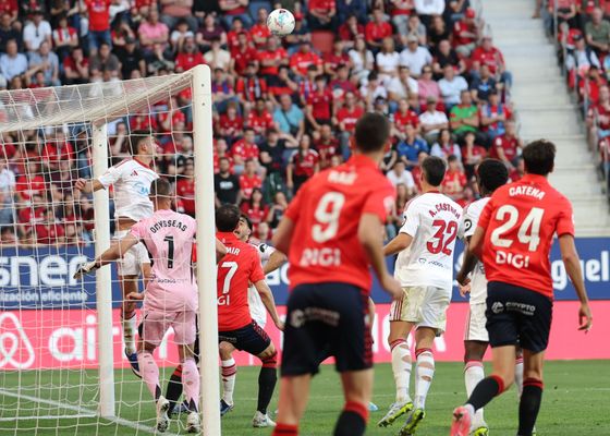El análisis táctico del Osasuna - Sevilla: Tan frágil de moral que ni marcando primero