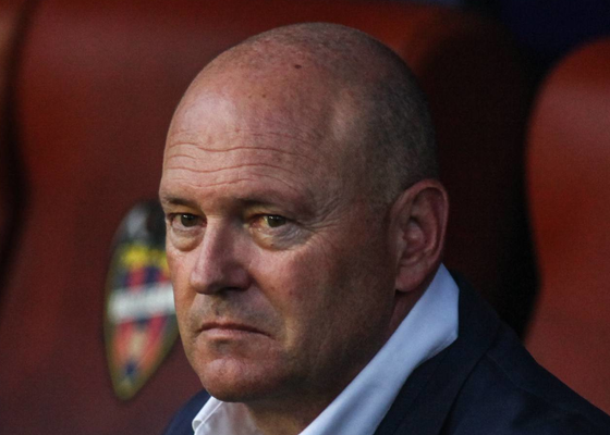 Álvaro Cervera mejora los números de Pepe Mel en el Tenerife