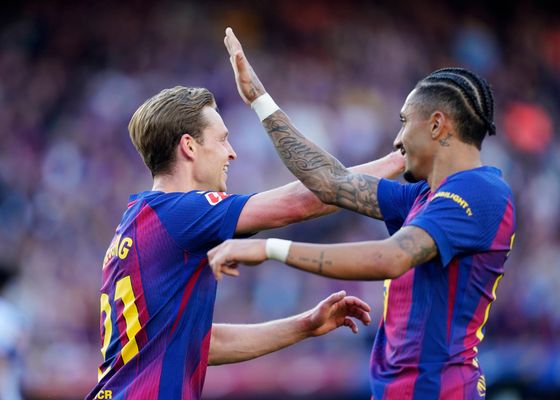 FC Barcelona 3-0 Levante: El Barça recupera el liderato con autoridad y pegada