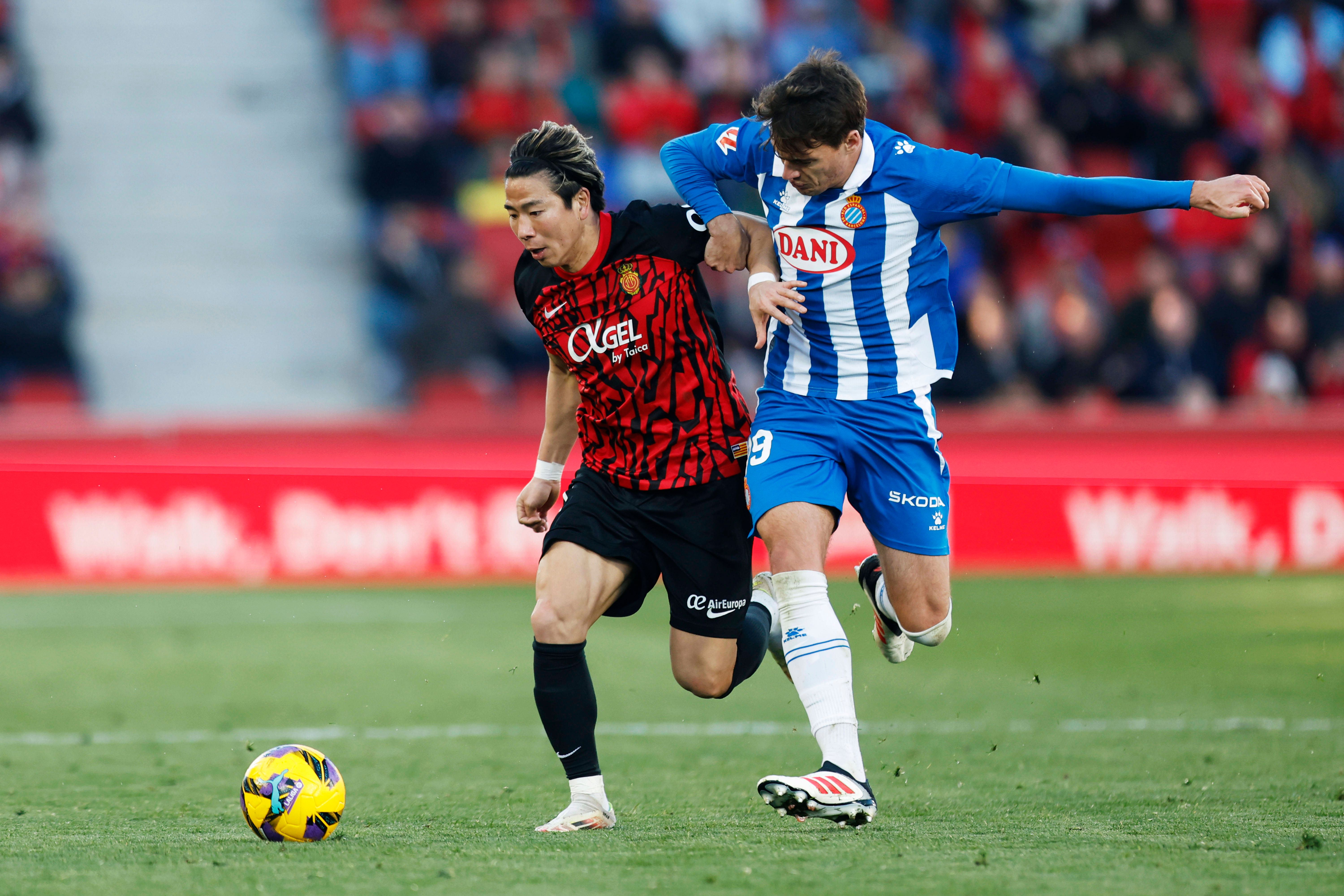 RCD Mallorca - RCD Espanyol: horario, canal y dónde ver hoy en TV el partido de la jornada 28 de LaLiga