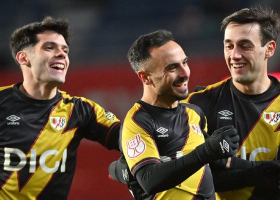 Granada 1-3 Rayo Vallecano: El Rayo salva los muebles en la segunda mitad para alcanzar los octavos