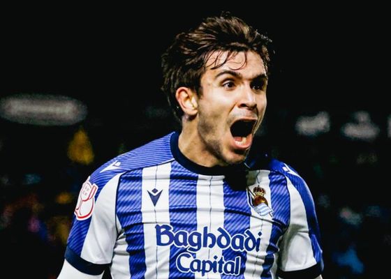 La Real Sociedad acierta con Pablo Marín, que vive su primera gran noche