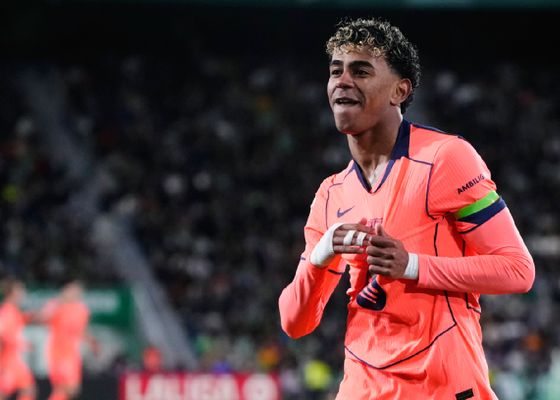 Lamine Yamal manda en Elche y confirma que el Barcelona ya juega a su ritmo