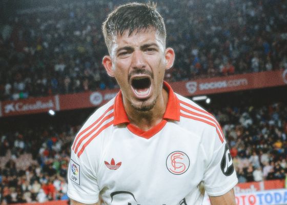 Kike Salas, a las puertas de un momento muy esperado: "El Sevilla FC es el club de mi vida"