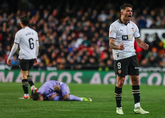 El Valencia quiere renovar a dos de sus mejores jugadores