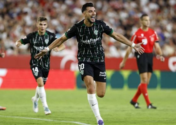 Sevilla 2-2 Elche: Peque pone las tablas y Rafa Mir su nombre en el tablón