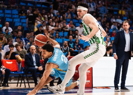 El Real Betis se ahoga en la orilla