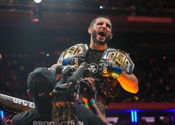 Histórico triunfo de Makhachev y desafío de Ilia Topuria en la UFC