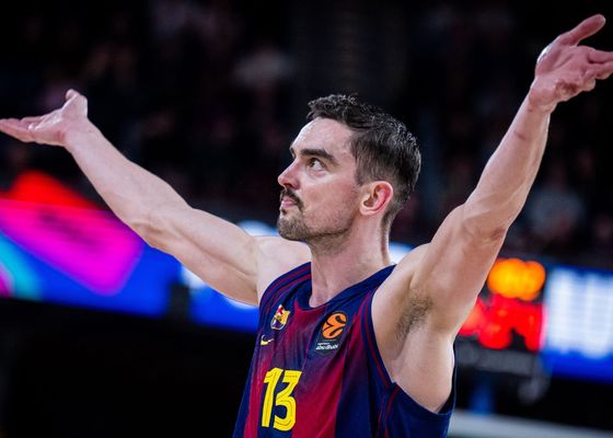 El Barça mira con preocupación al mercado de fichajes