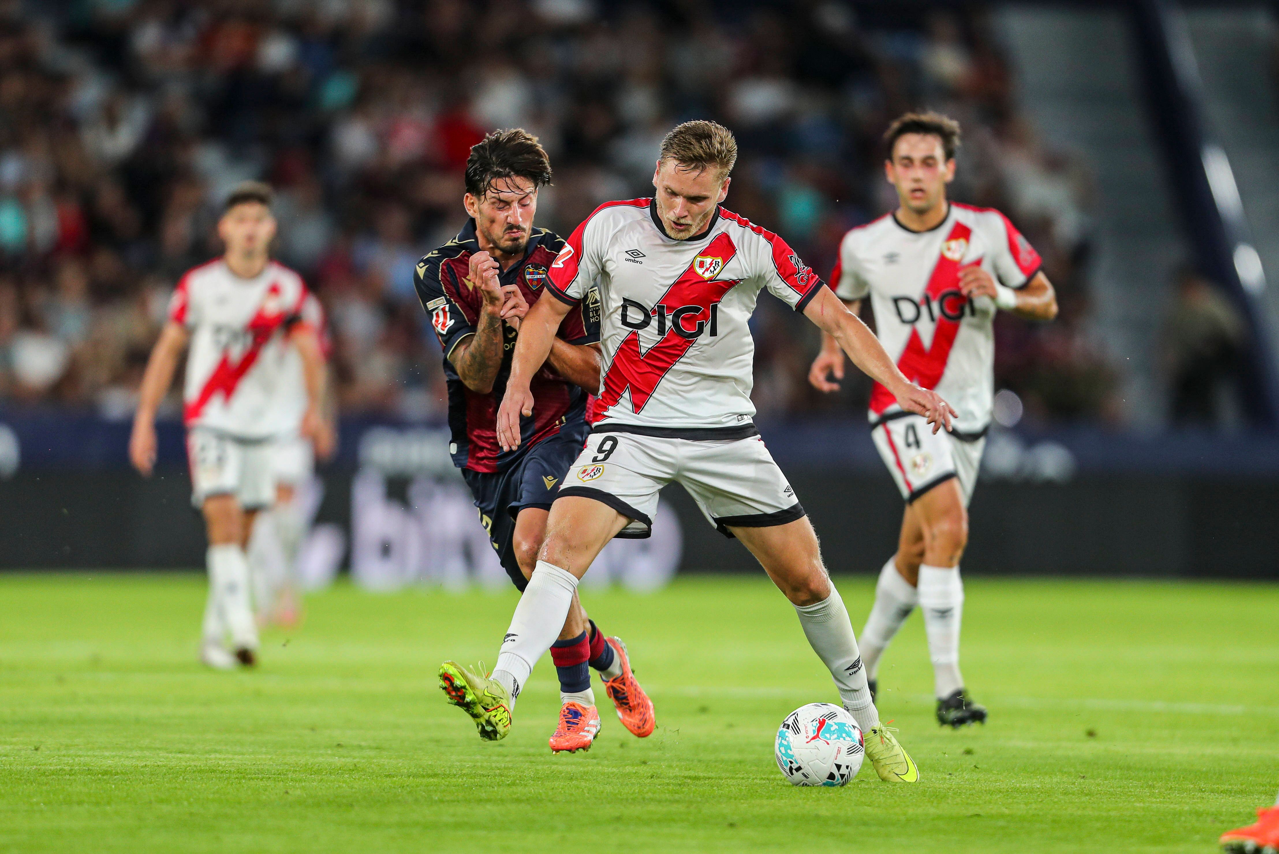 Rayo Vallecano - Levante UD: horario, canal y dónde ver hoy en TV el partido de la jornada 28 de LaLiga