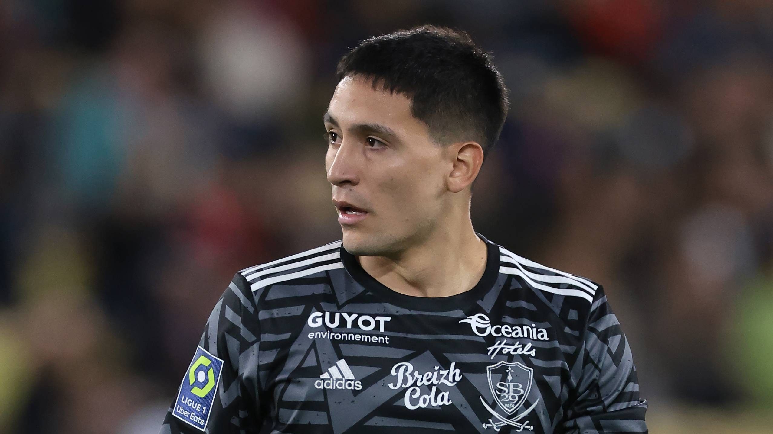 El Getafe hace oficiales los fichajes de Martín Satriano y Boselli